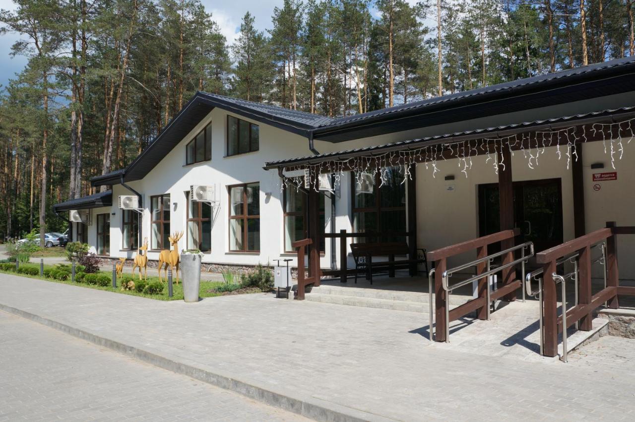 Isloch Park Hotel Rakaw Bagian luar foto