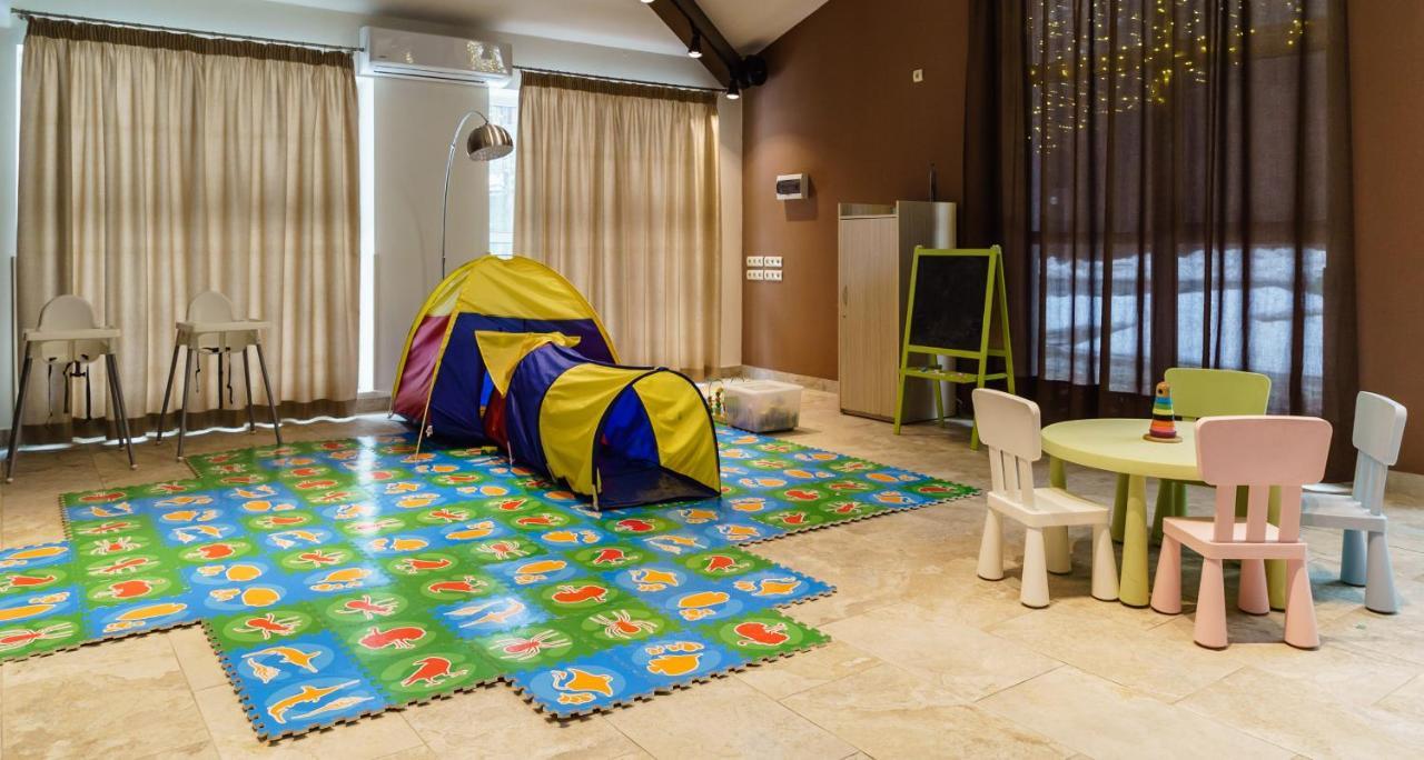 Isloch Park Hotel Rakaw Bagian luar foto